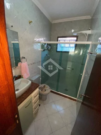 Imagem Casa para Venda no bairro Itaipu, localizado na cidade de Niterói / RJ.