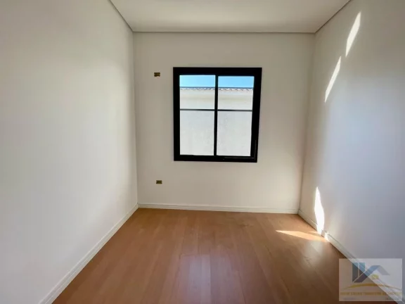 Imagem Casa para Venda em São José dos Pinhais, Águas Belas, 3 dormitórios, 1 suíte, 2 banheiros, 2 vagas