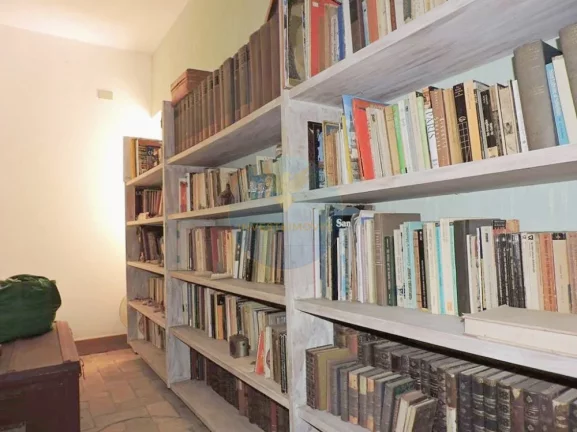 Imagem Casa em Condomínio a Venda no bairro Granja Viana - Embu das Artes, SP