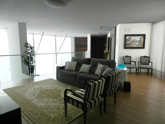Imagem Casa com 5 suítes João Paulo