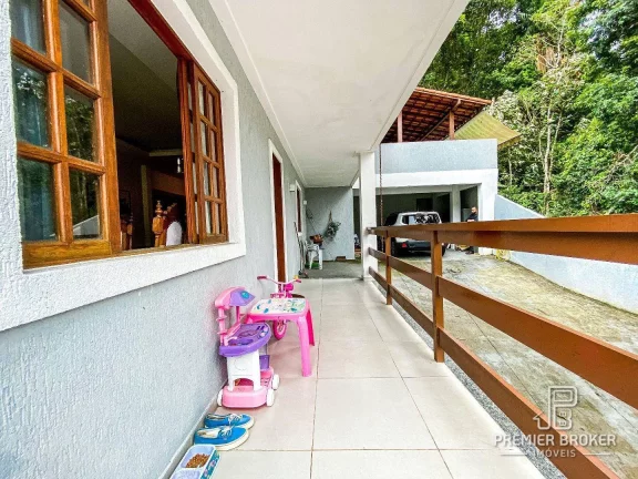 Imagem Casa à venda, 160 m² por R$ 789.000,00 - Pimenteiras - Teresópolis/RJ