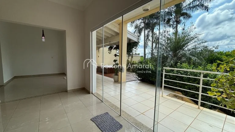 Imagem Casa à venda - documentação ok para financiamento

Localizada em rua tranquila, com linda vista e...