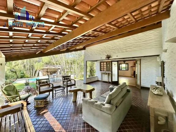 Imagem Casa 3 dorm/1 suíte + LOFT hóspedes + Piscina, gourmet. Terreno 2.000m²