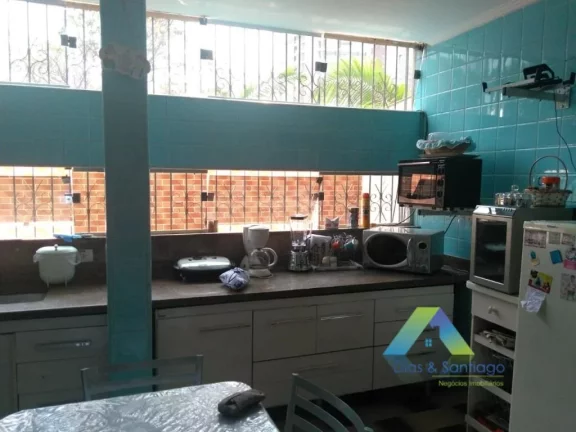 Imagem Excelente Sobrado Área Nobre de São Paulo, 300 metros, entre as estações do metro Ana Rosa e Paraiso com excelente valor !