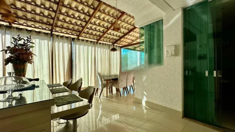 Imagem Casa de Alto Padrão no Condomínio Ouro Verde – Betim/MG  