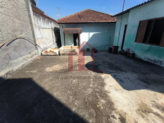 Imagem Imperdível oportunidade! Casa à venda em Franco da Rocha-SP, Centro. 2 quartos, 1 sala, 2 banheiros. 180m² de área.