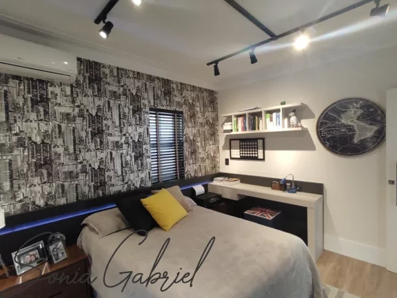 Imagem Luxuosa casa em condomínio à venda em Condomínio Terras de Vinhedo, Vinhedo-SP: 4 quartos, 4 suítes, 3 salas, 6 banheiros, 4 vagas de garagem, 560m². Imagem Luxuosa casa em condomínio à venda em Condomínio Terras de Vinhedo, Vinhedo-SP: 4 quartos, 4 suítes, 3 salas, 6 banheiros, 4 vagas de garagem, 560m².