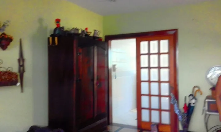 Imagem Casa à venda em Piracicaba. 03 dormitórios com armários embutidos sendo 01 suíte com banheira de...