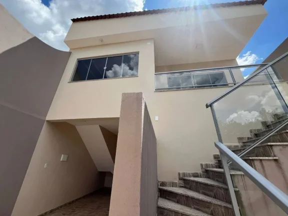 Imagem Casa a Venda Com Conforto e Tranquilidade em Campolide – Vista Privilegiada!