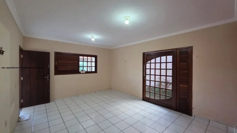 Imagem Casa para Venda em Parnamirim, Nova Parnamirim, 3 dormitórios, 1 suíte, 2 banheiros, 2 vagas