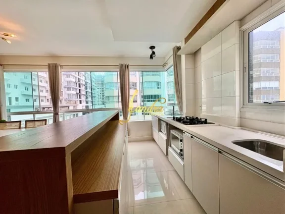 Imagem Belíssimo apartamento 3 dormitorios com vista para o mar mobiliado
