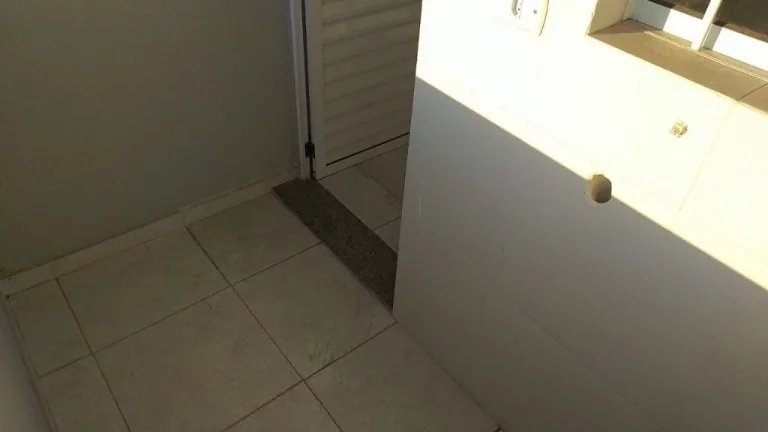 Imagem Apartamento com 2 dormitórios à venda, 53 m² por R$ 275.000,00 - Vila Varela - Poá/SP