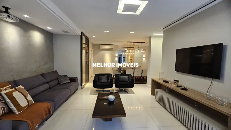 Imagem Apartamento à venda no Ed. Chateau de Versailles no Centro de Balneário Camboriú