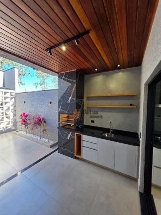 Imagem Casa com 3 dormitórios à venda, 150 m² por R$ 790.000,00 - Villa Verde - Bragança Paulista/SP