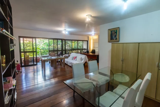 Imagem Apartamento de Alto Padrão para Locação na Rua Itacema.