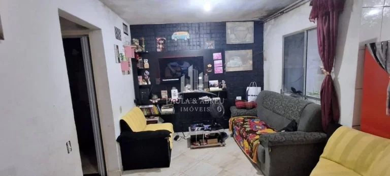 Imagem Casa 125m², agora SÓ 264 MIL, 5 Cômodos na parte de baixo fundos, com toda parte térrea para construir, 6 vagas, à 350 metros do Carretão e Lorencini, no Parque das Américas, Mauá-SP