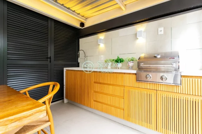 Imagem Apartamento com 2 dormitórios sendo uma suíte, escritório, cozinha americana, sala de TV, área g...
