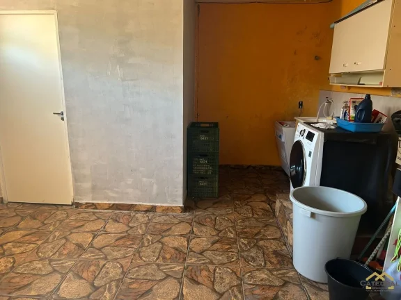 Imagem Casa 2 quartos (1 Suíte) 2 vagas cobertas Jardim Novo Mundo - Várzea Paulista/SP