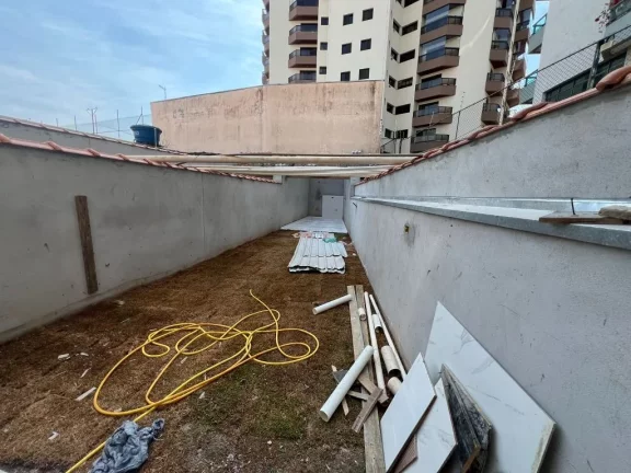 Imagem Sobrado com 2 dormitórios à venda, 77 m² por R$ 680.000,00 - Centro - Suzano/SP