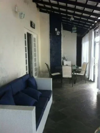 Imagem Casa para Venda em Itanhaém, Tupi, 3 dormitórios, 1 suíte, 2 banheiros, 2 vagas