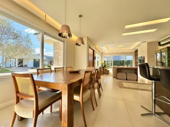 Imagem Casa em Condominio 4 Dormitórios - Bairro Zona Nova