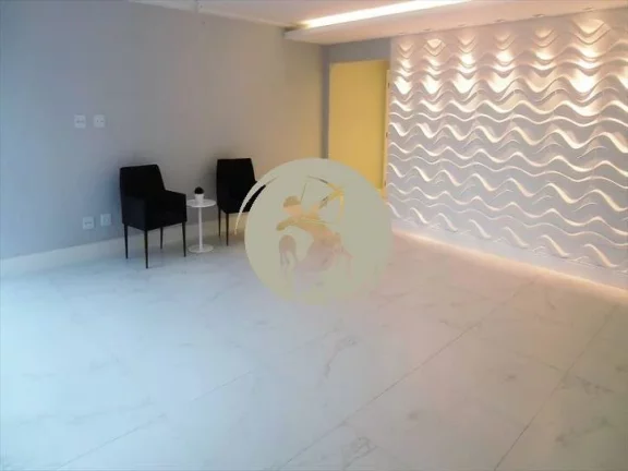 Imagem OPORTUNIDADE NO EMBARÉ TODO REFORMADO NA QUADRA DA PRAIA, APARTAMENTO AMPLO, TOTALMENTE REFORMADO C...