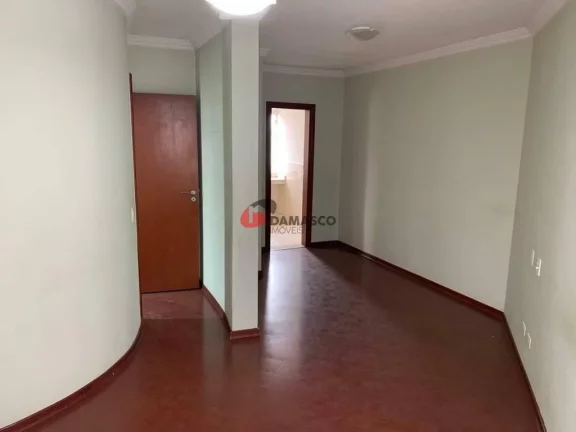 Imagem Sobrado à venda 3 Quartos, 1 Suite, 5 Vagas, Jardim São Caetano, São Caetano do Sul - SP