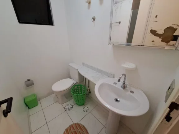 Imagem APARTAMENTO AMPLO REFORMADO COM 2 VAGAS DE GARAGEM LAZER NO PRÉDIO