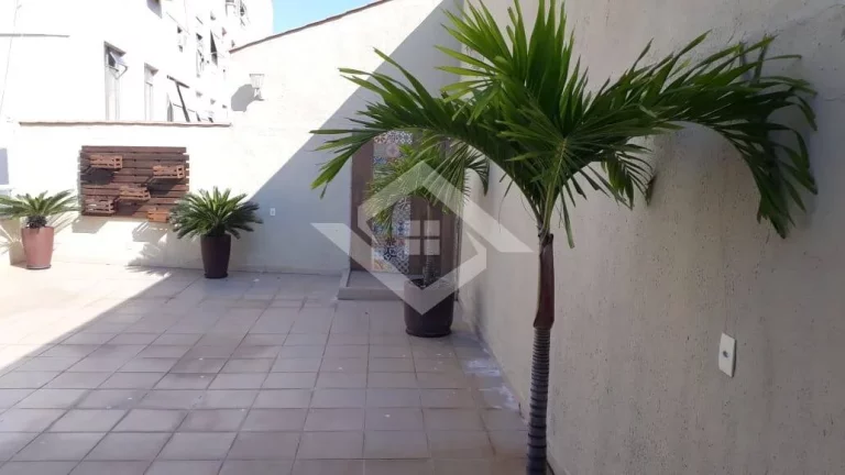 Imagem Luxuosa Cobertura Duplex em Copacabana - 630m² | Terraço Espaçoso e Vista