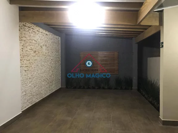 Imagem Prédio Para Renda em frente ao Bradesco Matriz - ¨Apartamentos e 1 Loja