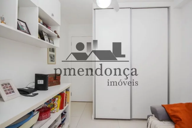 Imagem Apartamento com 78m² no Alto de Pinheiros, 2 quartos (1 suíte) e 2 vagas.