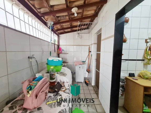 Imagem Apartamento espaçoso a venda de 3 quartos com suíte e área lateral na Praia do Morro em Guarapari