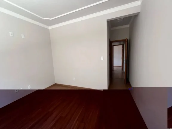 Imagem Casa a Venda Com Conforto e Tranquilidade em Campolide – Vista Privilegiada!