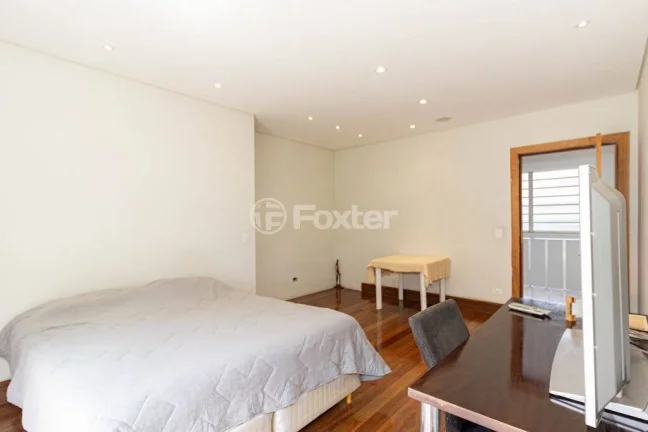 Imagem Sobrado Bela Aliança - 600M², 4 Dorms, 2 Suítes, 6 Vagas, Placas Solares.