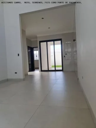 Imagem Alto Padrão para Venda em Maringá, Jardim Espanha, 3 dormitórios, 1 suíte, 2 banheiros, 2 vagas
