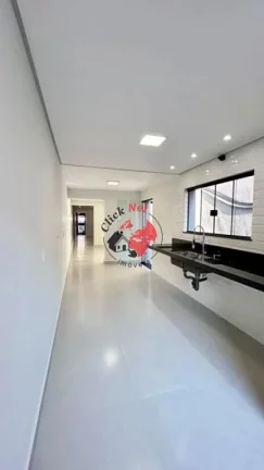 Imagem Sobrado moderno, espaçoso e recém-reformado com acabamento impecável! SAnto André bairro Camilópolis
