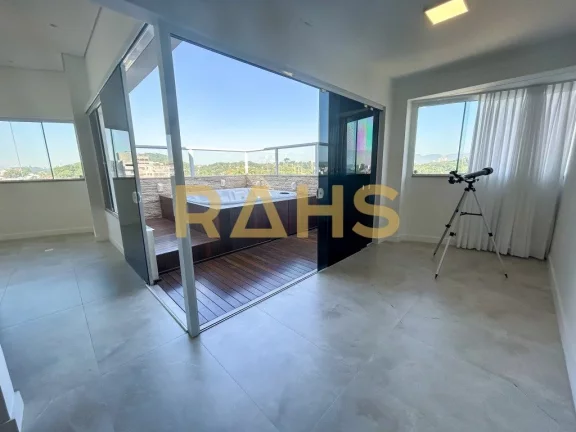 Imagem Cobertura Duplex em ótima localização no Santo Antônio. Imóvel recém reformado. Possui ao tota...