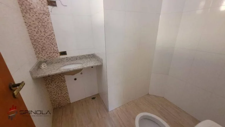 Imagem Casa com 2 dormitórios à venda, 85 m² por R$ 420.000,00 - Mirim - Praia Grande/SP