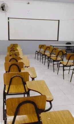 Imagem Casa para Venda em Nova Friburgo, Centro, 5 dormitórios, 5 banheiros, 1 vaga