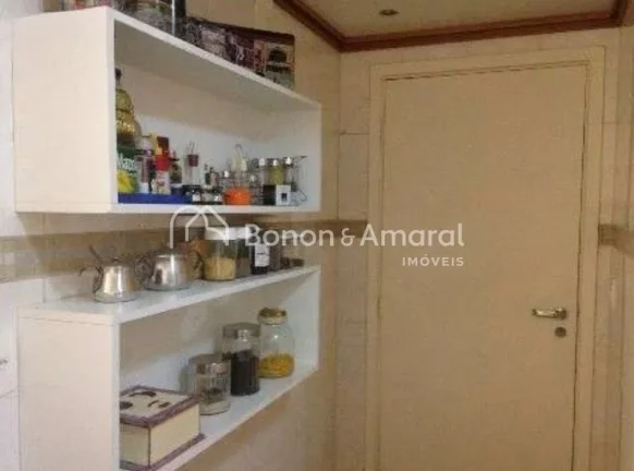Imagem Excelente apartamento, totalmente reformado e bem localizado, com sala para dois ambientes e varanda...