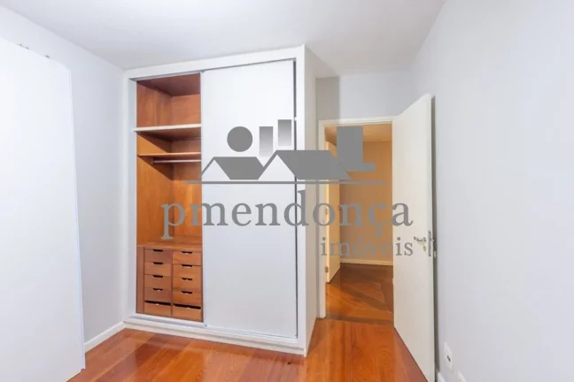 Imagem Apartamento Garden em Pinheiros com 4 quartos (1 suíte) e 2 vagas, 180m²