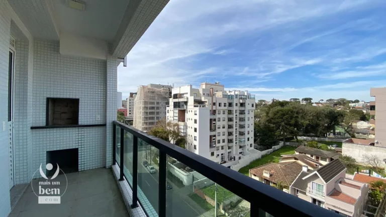 Imagem Apartamento 95 m² com sacada possui 3 quartos sendo 1 suíte à venda por R$ 990.000 - Bigorrilho - Curitiba/PR