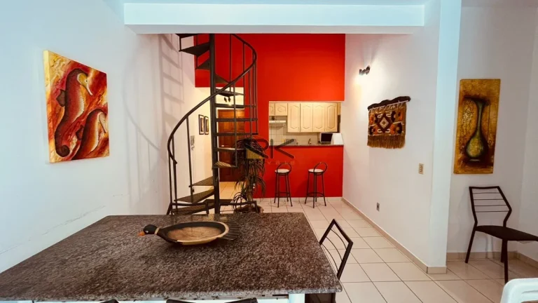 Imagem Cobertura Duplex Praia Grande em Ubatuba-SP com 2 dormitórios,varanda gourmet com churrasqueira