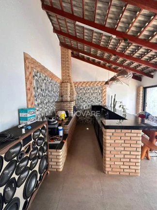 Imagem Casa com 2 dormitórios à venda, 140 m² por R$ 380.000,00 - Jardim Flamboyant - Itumbiara/GO