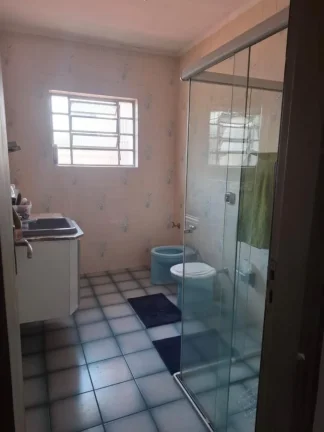 Imagem Casa para Venda em Santo André, Campestre, 5 dormitórios, 2 suítes, 3 banheiros, 4 vagas