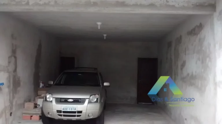 Imagem DIADEMA Sobrado recém reformada, 125M², edícula, 3 dormitórios, 4 vagas, ótima localização e valor