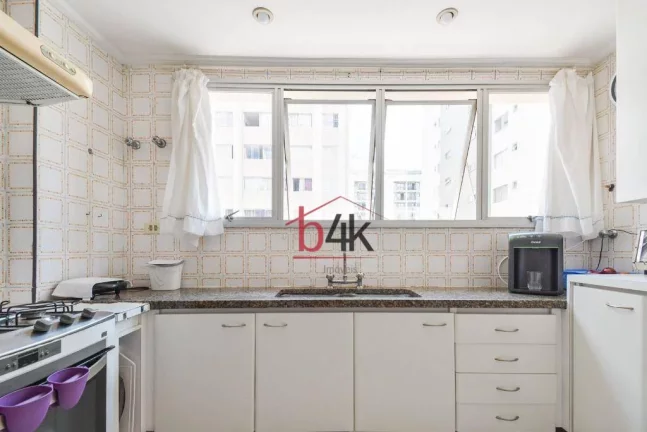 Imagem Apartamento com 4 dormitórios à venda, 161 m² por R$ 1.690.000,00 - Moema - São Paulo/SP