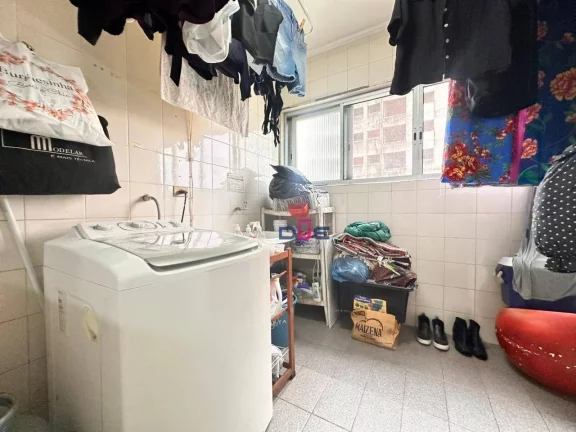 Imagem Apartamento com 2 dormitórios à venda, 97 m² por R$ 490.000,00 - Marapé - Santos/SP