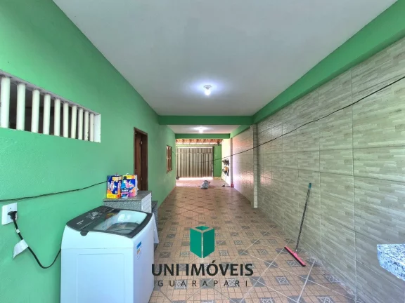 Imagem Casa de Esquina à Venda na Praia do Morro - 360m², 2 Quartos, Aceita Imóvel como Parte do pagamento!