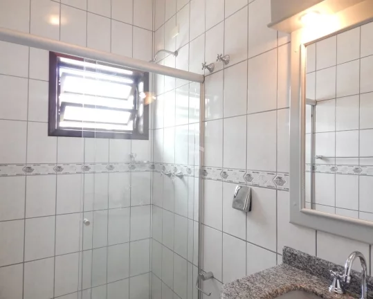 Imagem CASA NO AMÉRICA COM AMPLO TERRENO!